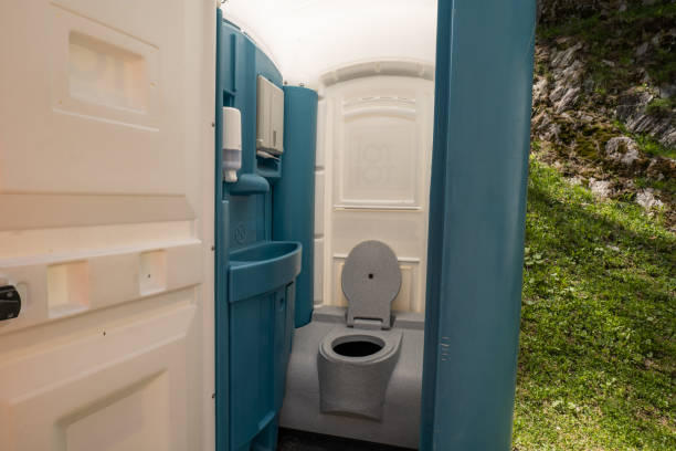 Portable Toilet Options We Offer in Terrell Hills, TX